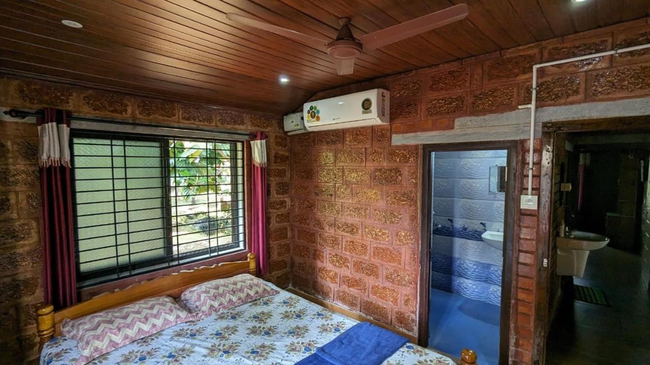 Villa Tiny Waves Udupi Esterno foto